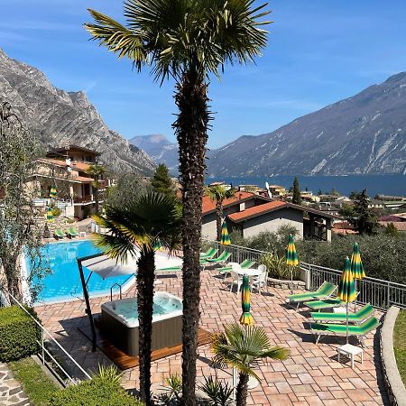 Appartamenti Villa Clivia Лимоне-суль-Гарда Экстерьер фото