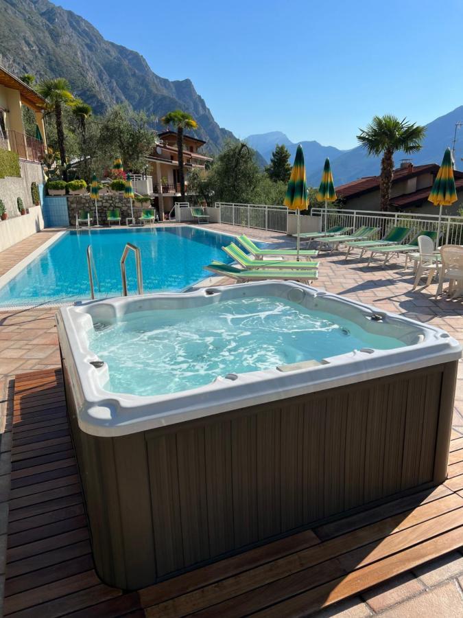 Appartamenti Villa Clivia Лимоне-суль-Гарда Экстерьер фото